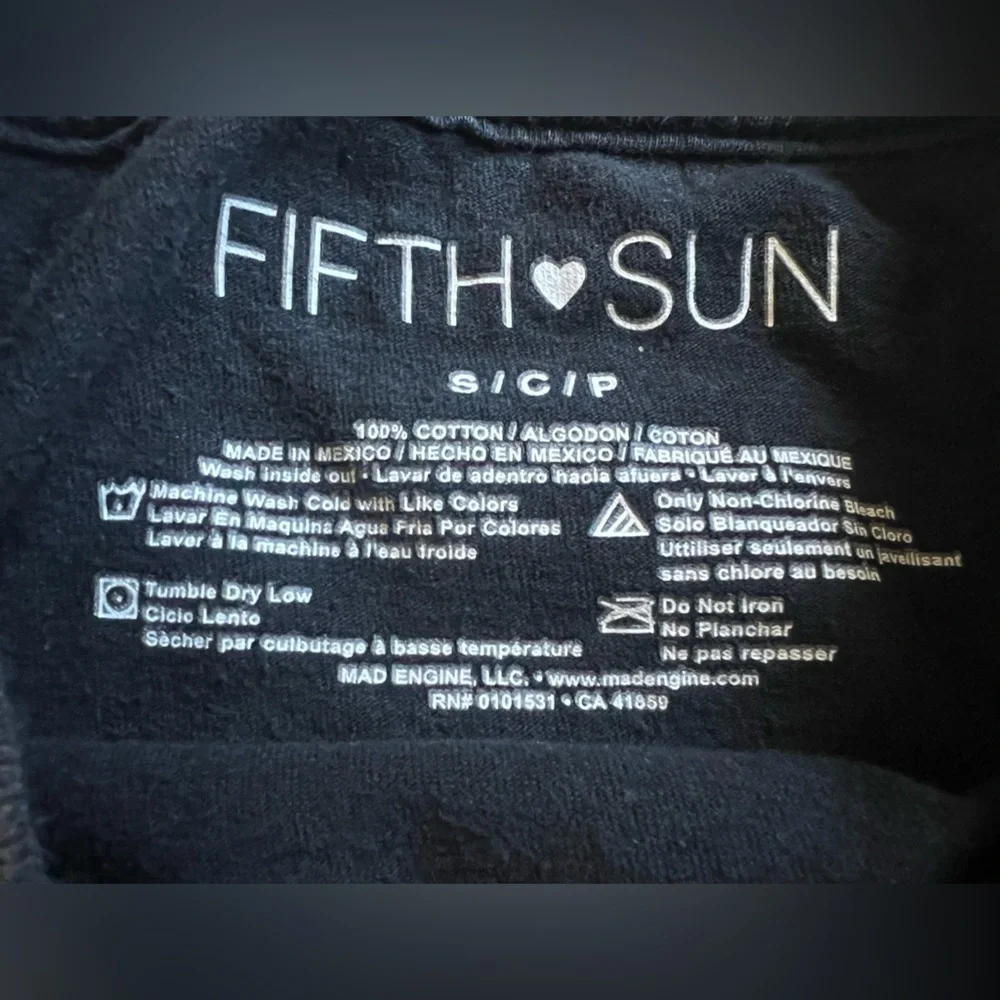 Fifth Sun Radiate Good Energy mushroom tee in charcoal tie dye. Size S